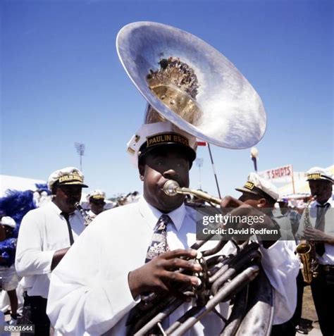 Marching Tuba Photos and Premium High Res Pictures - Getty Images