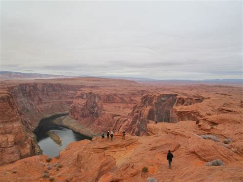 Trail to Horseshoe Bend overlook and beyond PICS see Colorado River in ...