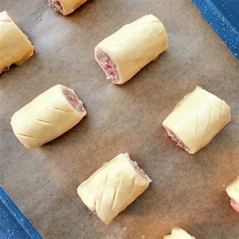 Puff Pastry Sausage Rolls (So Easy!) – Feast Glorious Feast