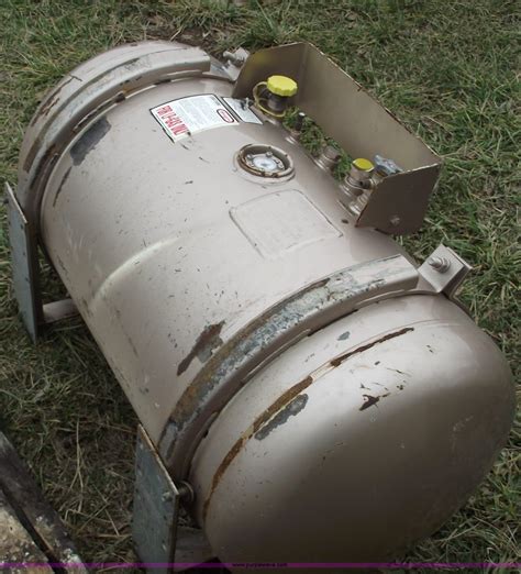 Manchester 50 gallon propane tank with gauge in Pleasant Hill, MO ...