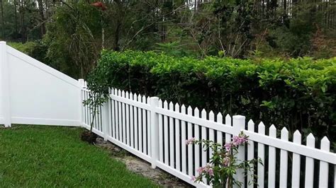 Decorative Picket Fence | thetunit