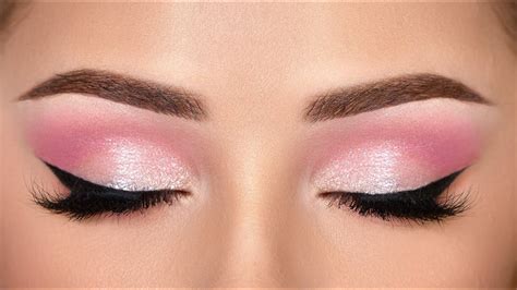 QUICK & EASY Pink Smokey Eye Makeup Tutorial - YouTube