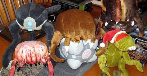 Complete Half-Life plush collection : r/HalfLife