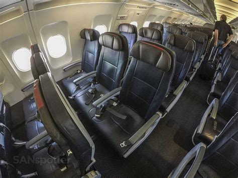 American Airlines A319 economy class SAN-MIA review | American airlines ...