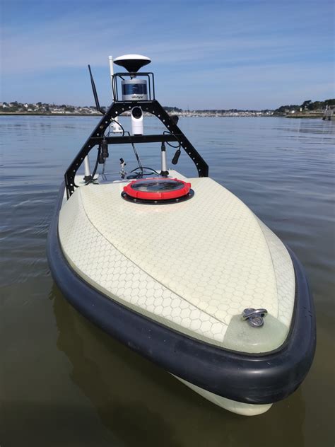 Unmanned Surface Vehicle FAST Monodrone 1800 Operational hydrography ...