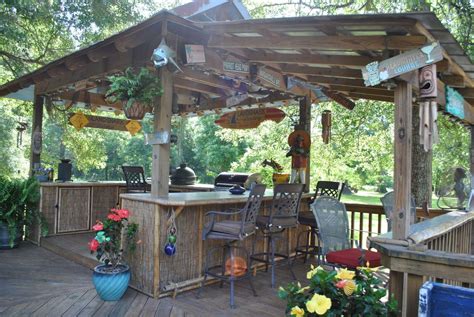 DIY OUTDOOR BAR IDEAS 80 | Outdoor tiki bar, Backyard bar, Backyard