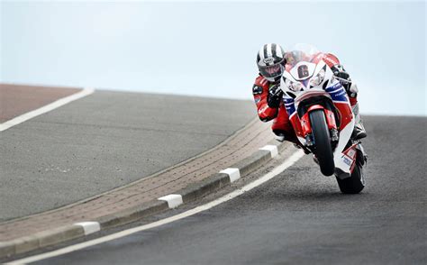 Honda TT Legends Fielding Three-Rider Lineup At 2013 Isle Of Man TT ...