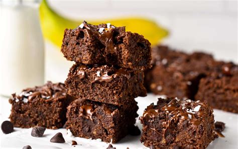 Healthy Banana Brownies - Busy Little Kiddies