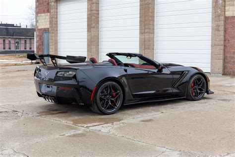 Striking Corvette C7 ZR1 Convertible Is Bad to the Bone and Armed to ...