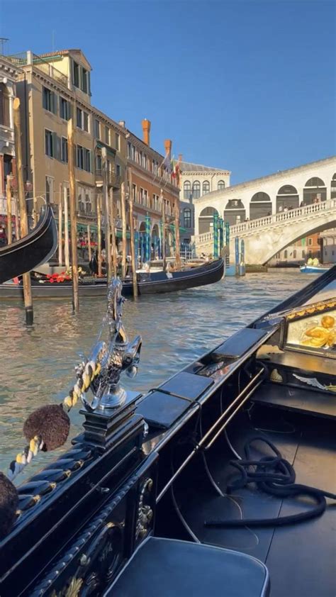 Gondola ride, Grand canal, Rialto bridge, Venice, Italy 🛶🇮🇹 | Visiting ...