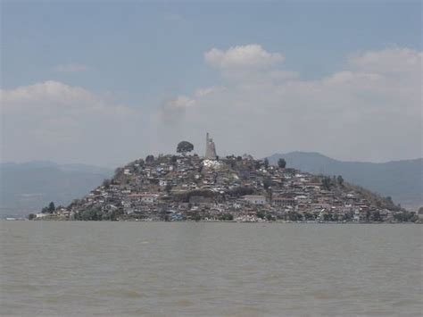 Lake Patzcuaro (Central Mexico and Gulf Coast) - 2018 All You Need to ...