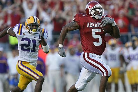 WholeHogSports - Arkansas' 70 most memorable games in 70 years at War ...