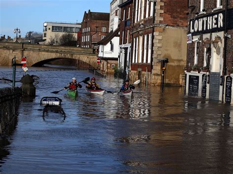 UK flooding: How a Yorkshire town worked with nature to stay dry | The ...