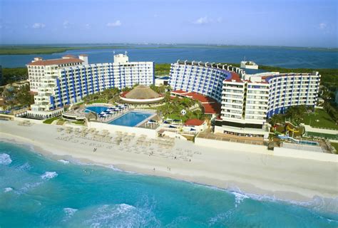 Crown Paradise Club Cancun All Inclusive in Cancun | Best Rates & Deals ...