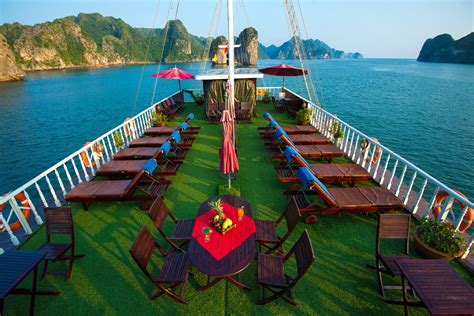 How to choose a good Halong Bay cruise?