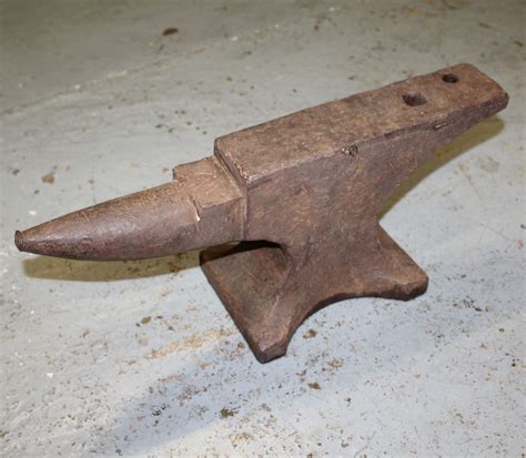 Bargain John's Antiques | Antique Iron 70 lb Anvil Blacksmith - Bargain ...