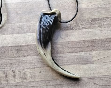 Kodiak Bear Claw Necklace Huge Bone Resin Kodiak Bear Claw - Etsy