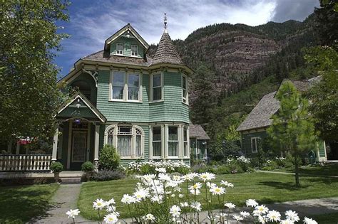 Pin on Dream House Exterior | Victorian homes, Old houses, House exterior