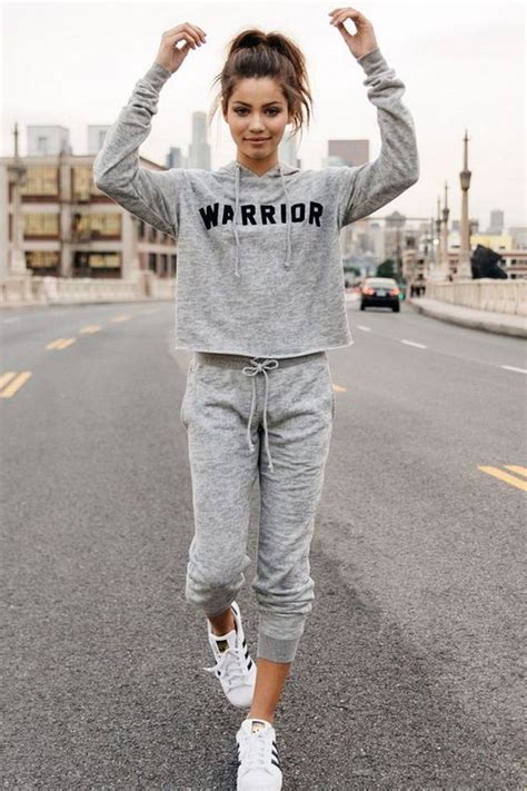 25 Inspirational Sporty Outfits To Enhance Your Style - Fashions ...