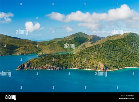 Beautiful Hook Island in the famous Whitsundays Stock Photo - Alamy