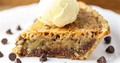 Chocolate Chip Cookie Pie | Tabs & Tidbits