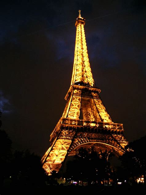 Eiffel Tower Historical Facts and Pictures | The History Hub