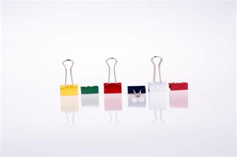 Premium Photo | Colorful paper clips