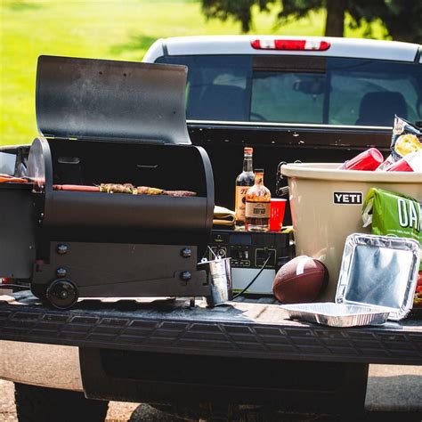 Traeger Tailgater 20 - Burns Feed Store