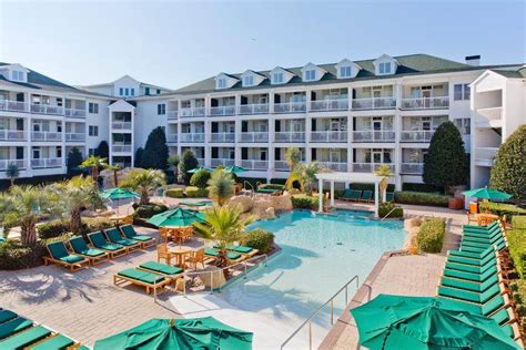 What oceanfront hotel has the best pool? - Virginia Beach, VA