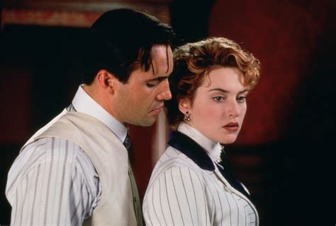 Billy Zane and Kate Winslet in Titanic. | Titanic Movie Pictures ...