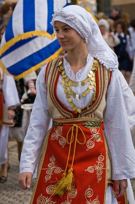 Greek girl | Greek girl in national costume for Independence… | Flickr