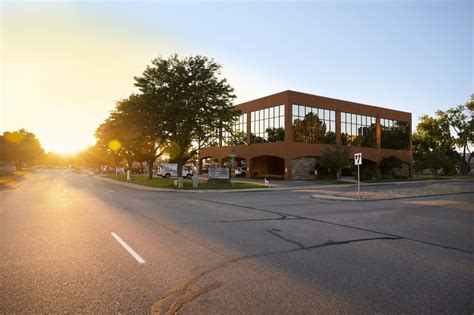 DARTMOUTH COURT OFFICE BUILDING - Western Centers