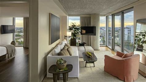 The 10 Best Hotels With Balconies in Los Angeles