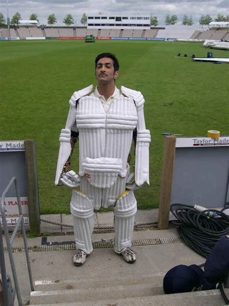 Funny Photos Of Cricket Players Clipart