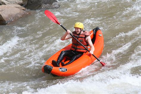 Durango Kayaking - Lower Animas River Trips | Mild to Wild Rafting