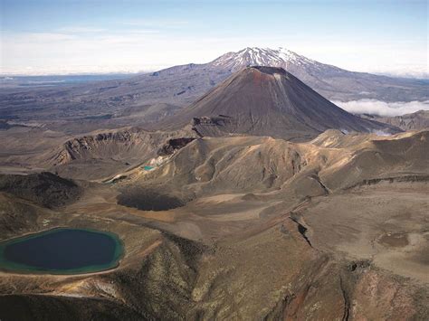 Tongariro National Park, The Oldest National Park in New Zealand ...