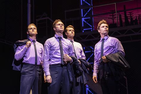 REVIEW: Jersey Boys, Trafalgar Theatre (2021) | TheatreVibe