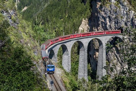 Bernina express, switzerland — Stock Photo © fedevphoto #125068094