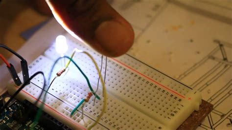 Arduino Photoresistor Project - YouTube