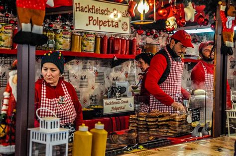 Italian Markets - 11 Types of Markets You Can Find in Italy | Christmas ...