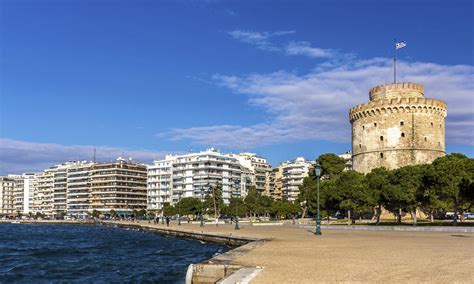 4 Beaches You Should Visit When In Thessaloniki, Greece