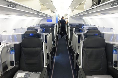 Airbus A321 200 JetBlue Airways Mint Experience Business Class Cabin ...