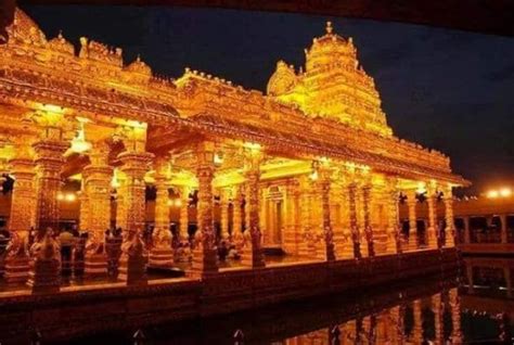 Sri Lakshmi Narayani Golden Temple, Vellore - Timing, History & Photos