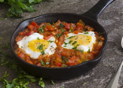 Fried Eggs with Onion And Tomato - BigOven