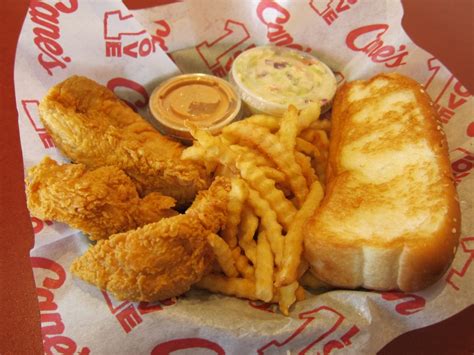 Review: Raising Cane's - Chicken Fingers