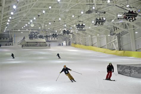 The Dystopian Experience of Skiing in New Jersey’s New American Dream Mall