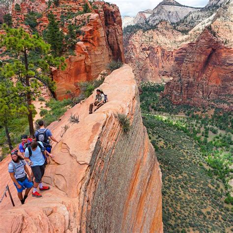 Hiking up Angel's Landing in Zion National Park - Mint Notion