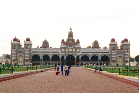 Karnataka Tour : Mysore Palace - Media India Group