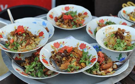 Yangon Street foods - Burmese food | Burma Travel