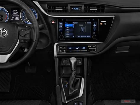 2017 Toyota Corolla: 81 Interior Photos | U.S. News